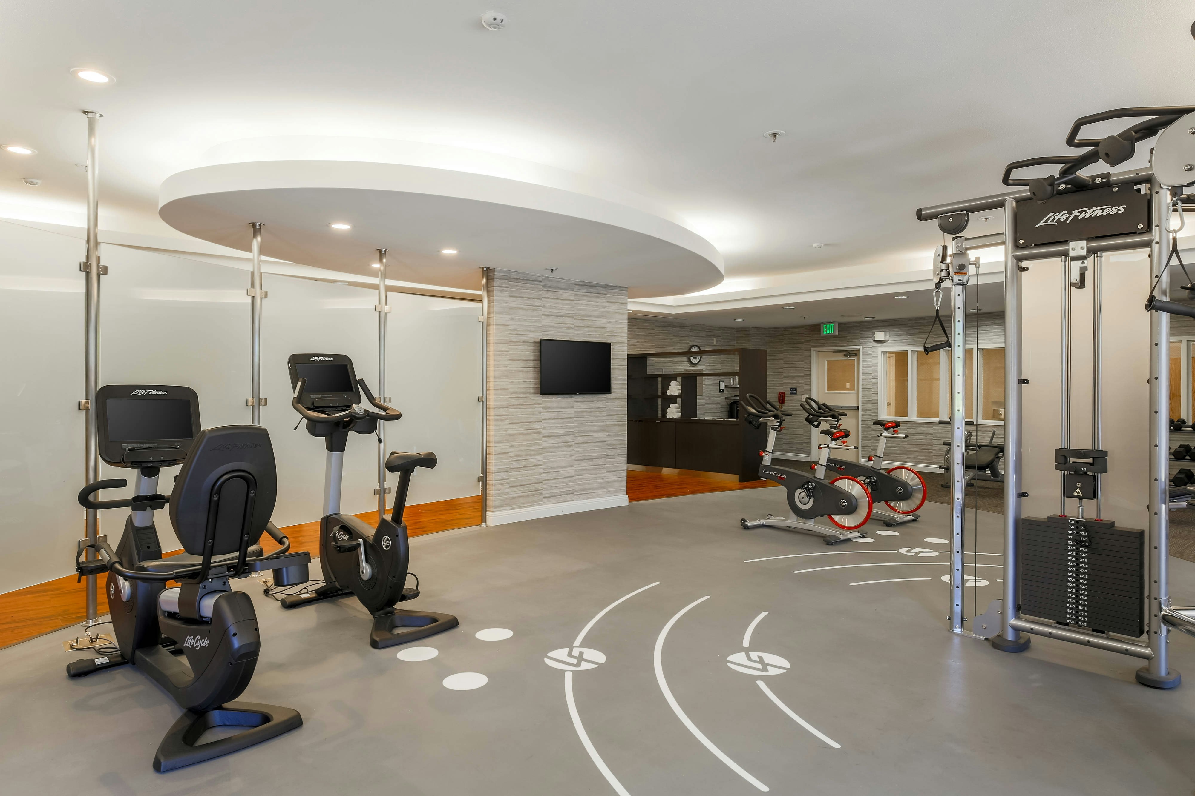 Courtyard by Marriott Roseville Galleria Mall/Creekside Ridge Drive 11/28