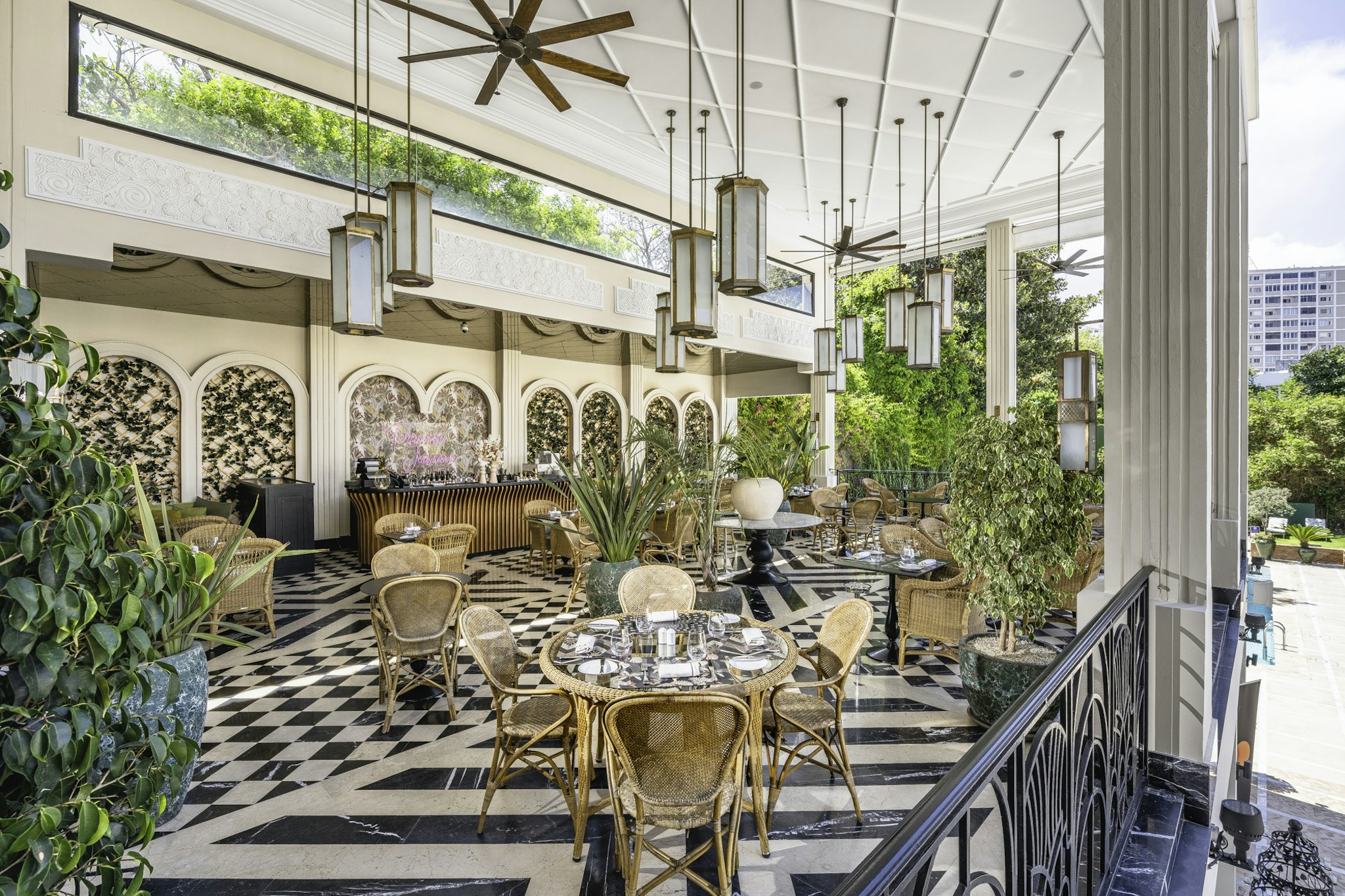 LE CASABLANCA HOTEL 52/61