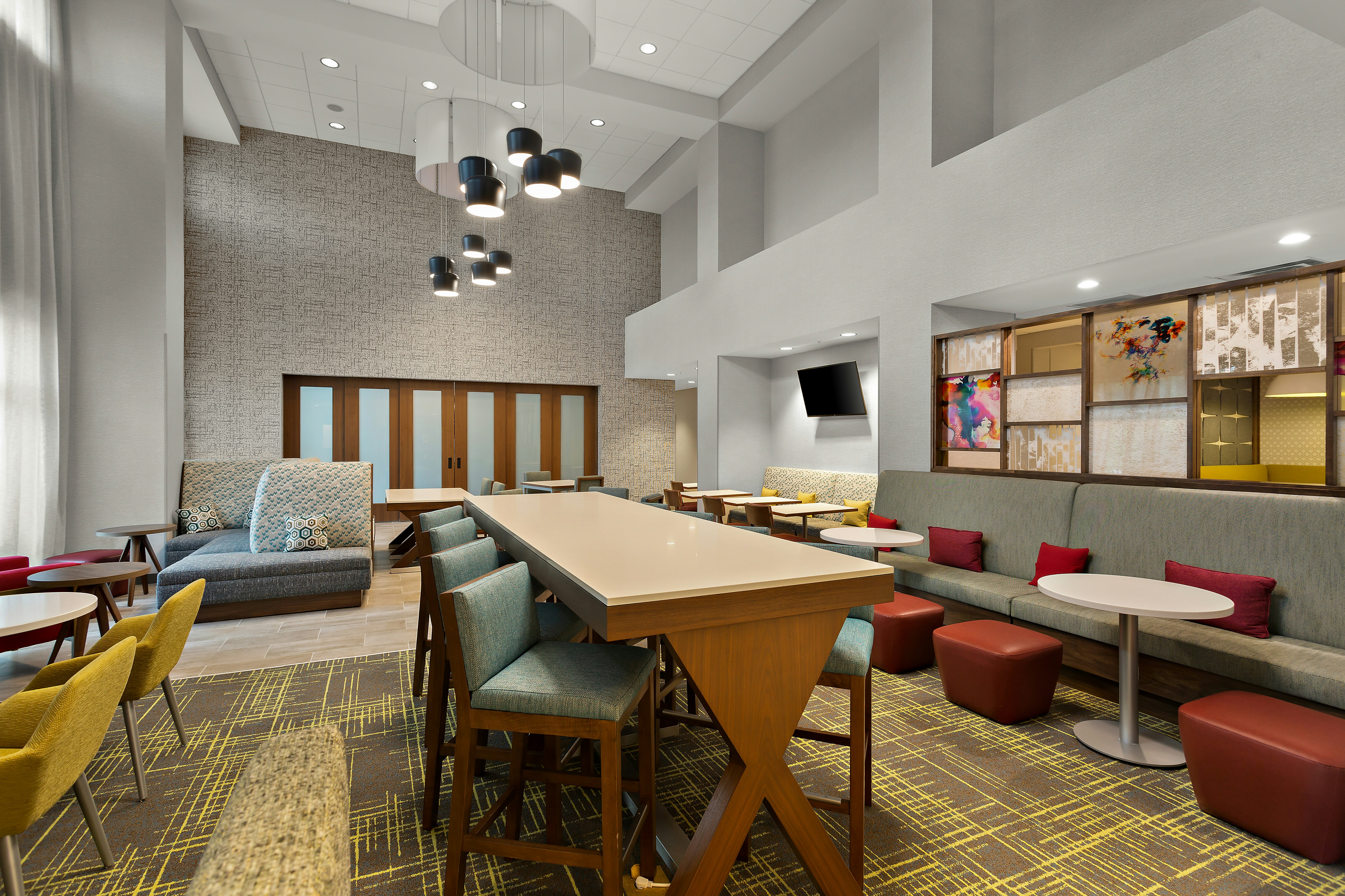 Hampton Inn & Suites Ruskin I-75, FL 18/22
