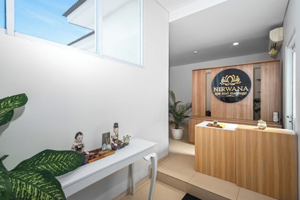 Whiz Hotel Sudirman Cilacap 13/60