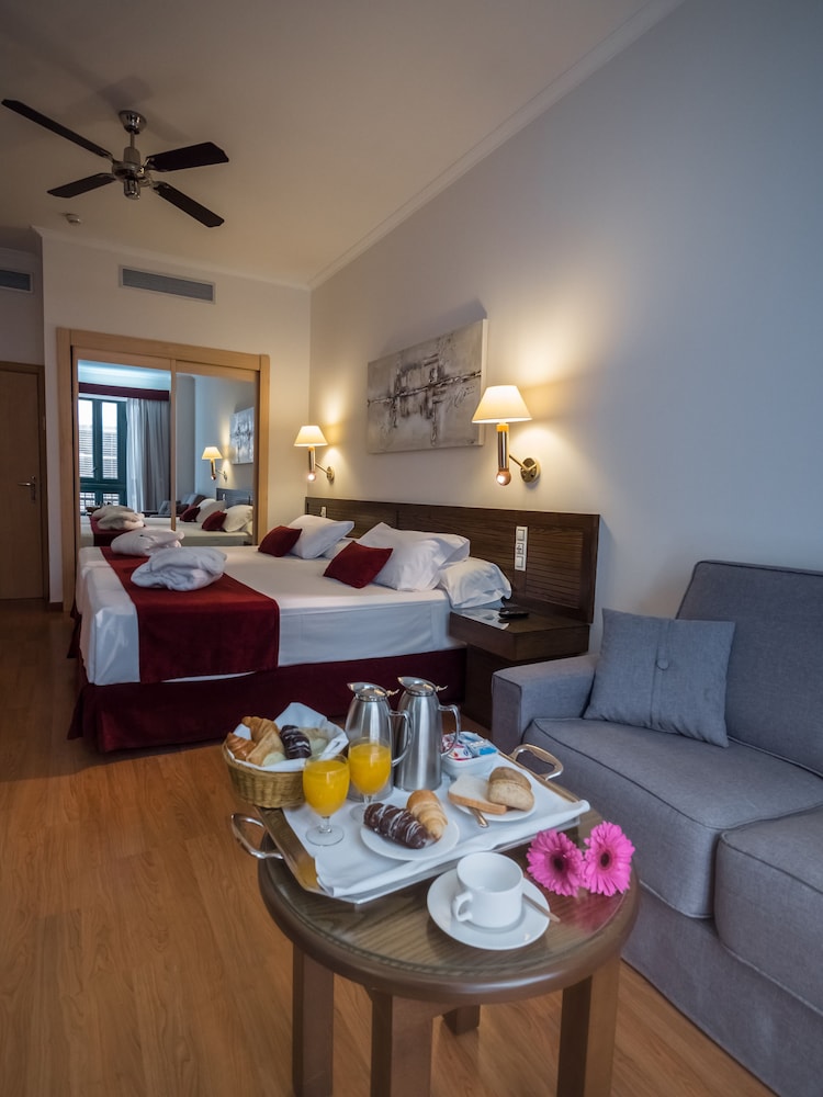 Senator Cadiz Spa Hotel 39/71