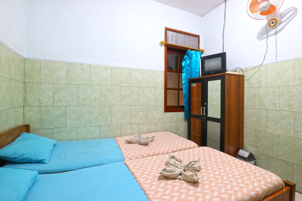 Hotel Setia Budi 10/25