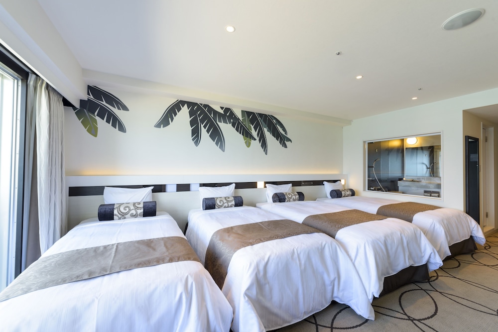 Kise Beach Palace 24/77