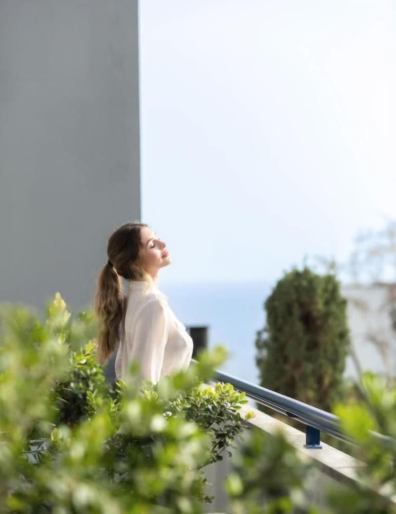 Terrace Mar Suite Hotel 55/60