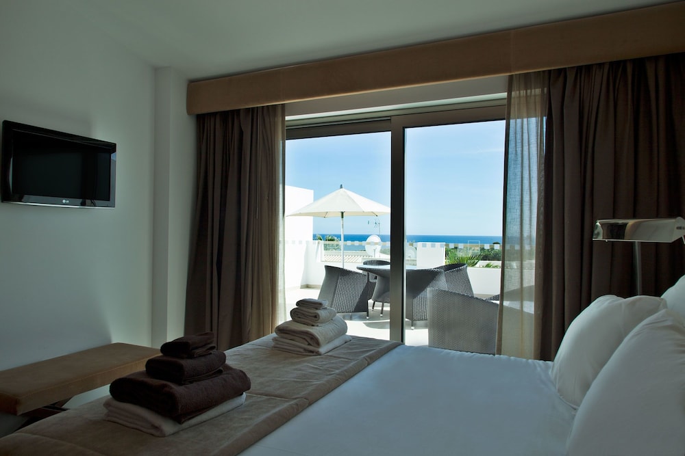 Sao Rafael Holidays 23/77