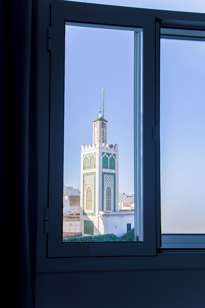 HOTEL MAMORA 44/72