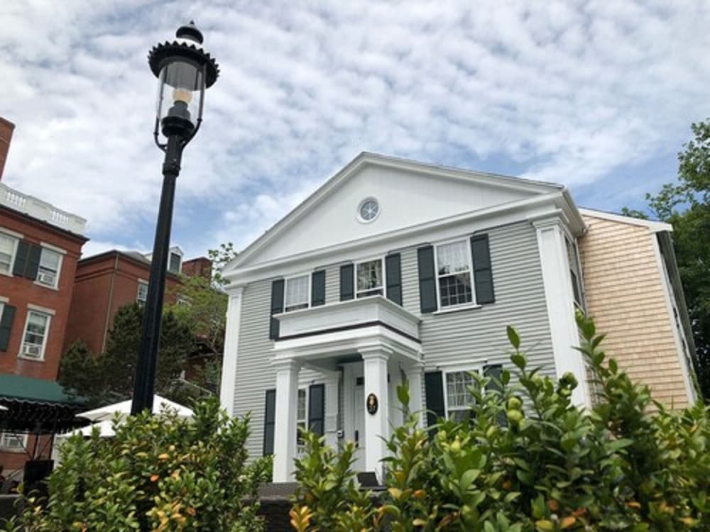 Jared Coffin House 10/62