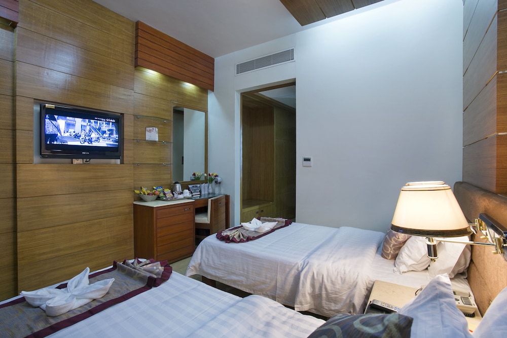 Fars Hotel and Resorts 15/41