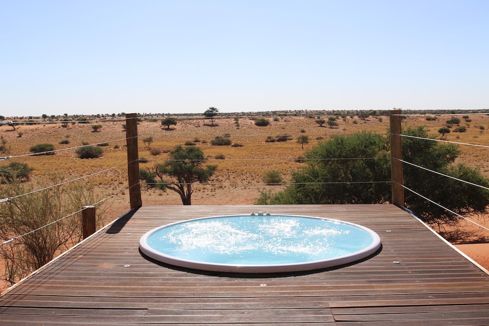 Bagatelle Kalahari Game Ranch 27/51