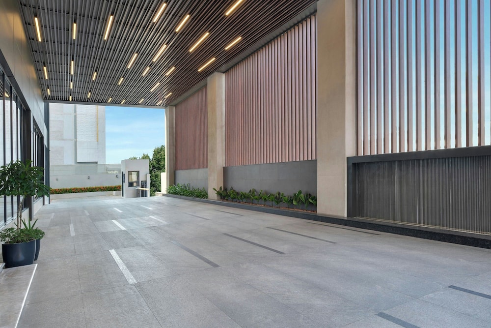 Four Points by Sheraton Chennai, Velachery 45/47