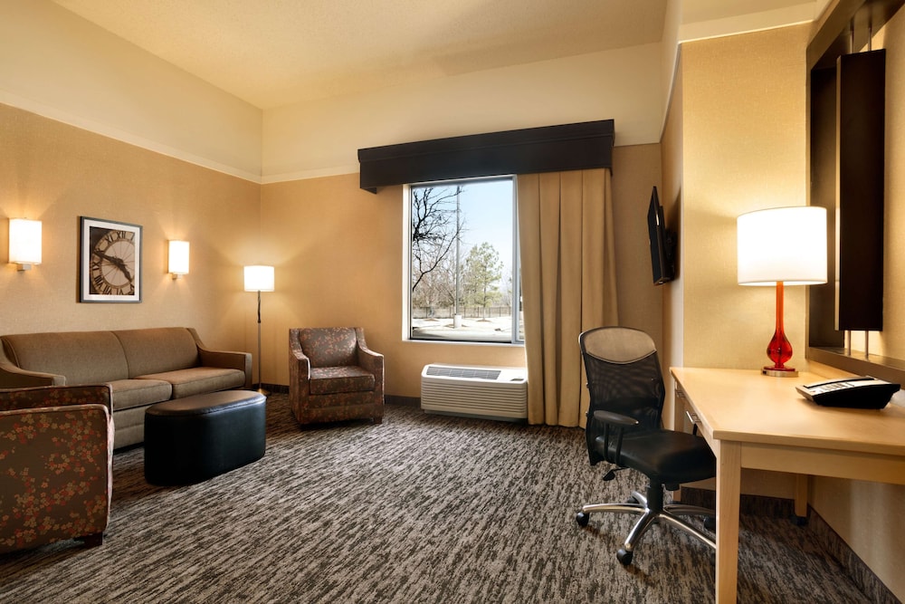 Doubletree By Hilton Hotel Oklahoma City Airport 20/45