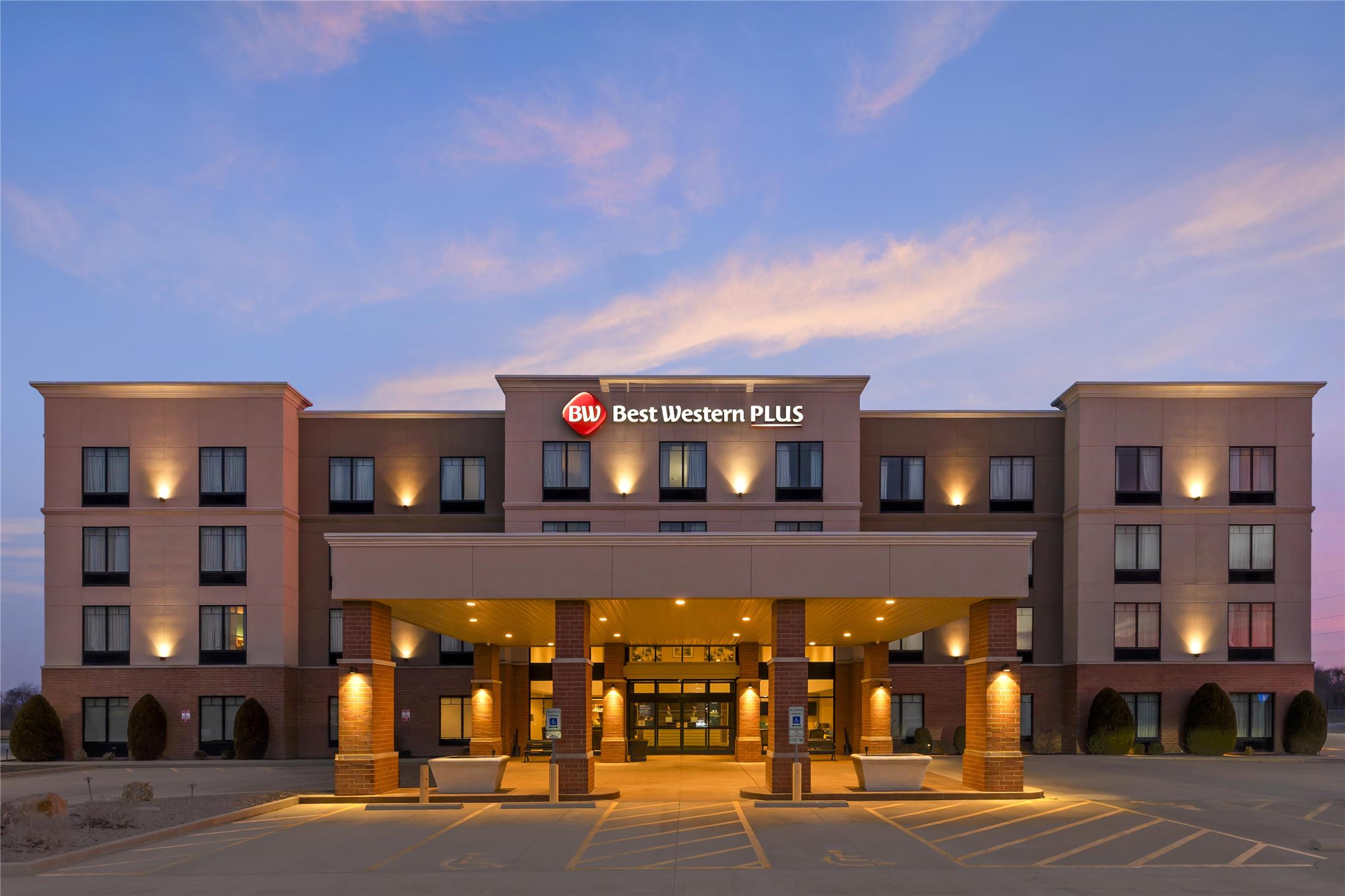 Best Western Plus Centralia Hotel & Suites 2/53