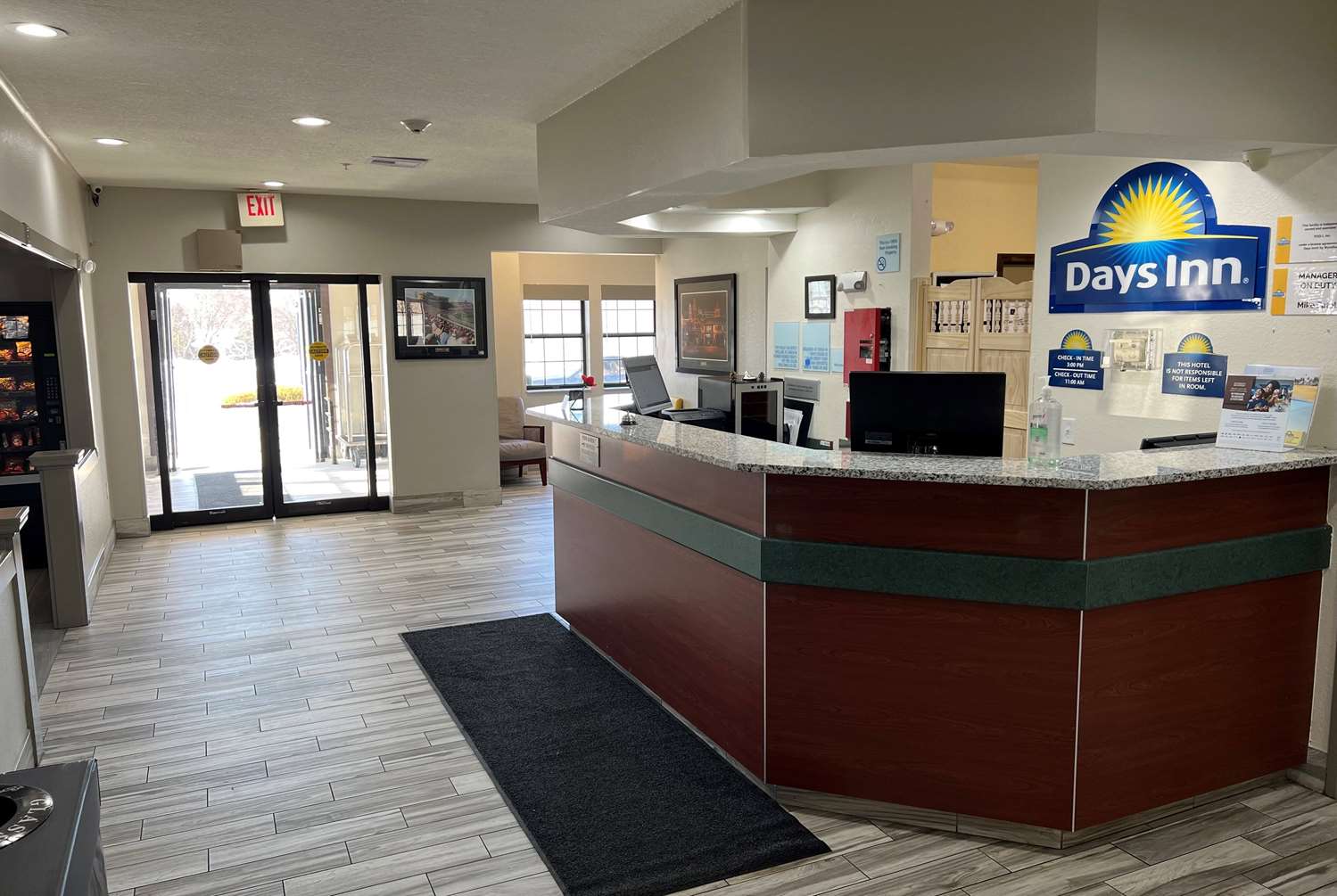 Days Inn by Wyndham near Kansas Speedway 3/13