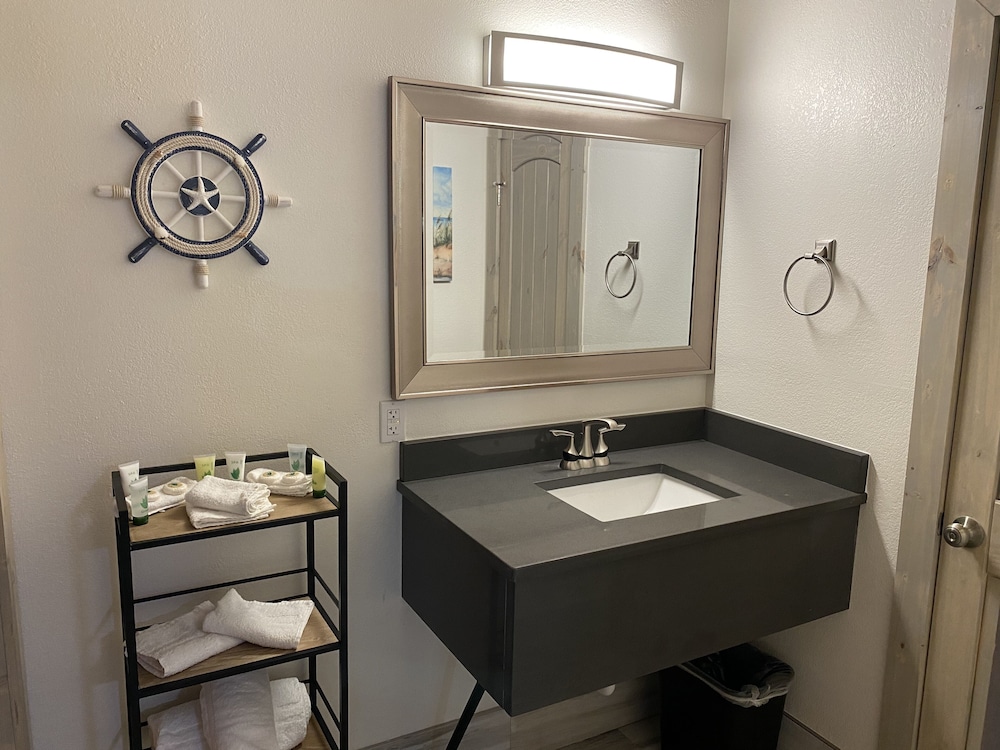 Gulf Coast Inn 44/50