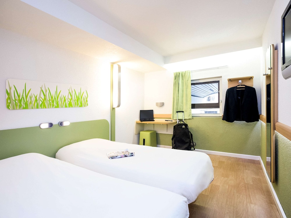 Ibis Budget Marseille Vieux Port 12/67