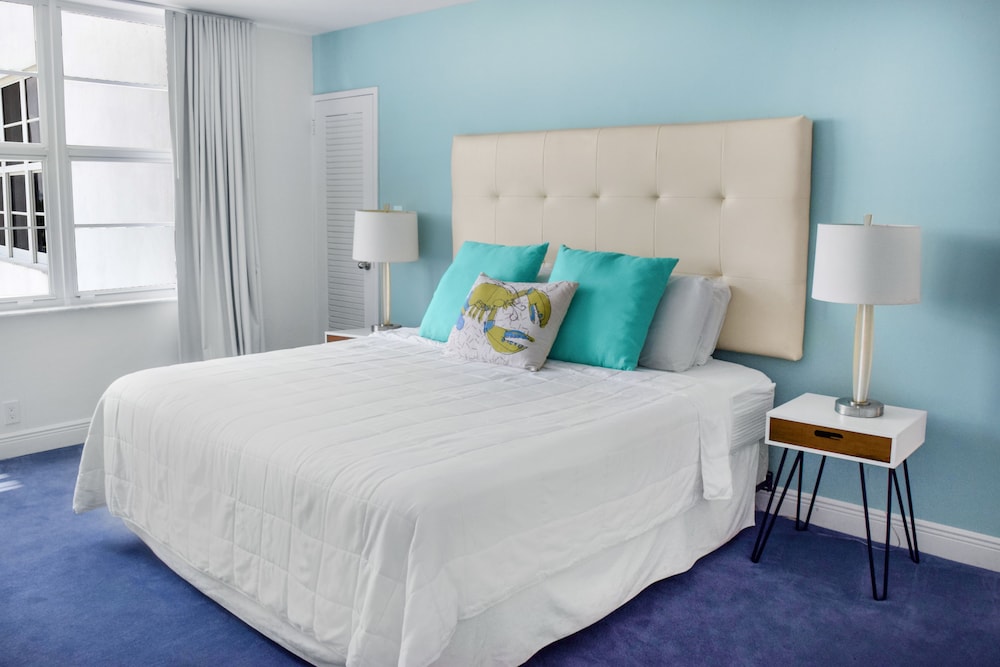Seacoast Suites Hotel 23/75