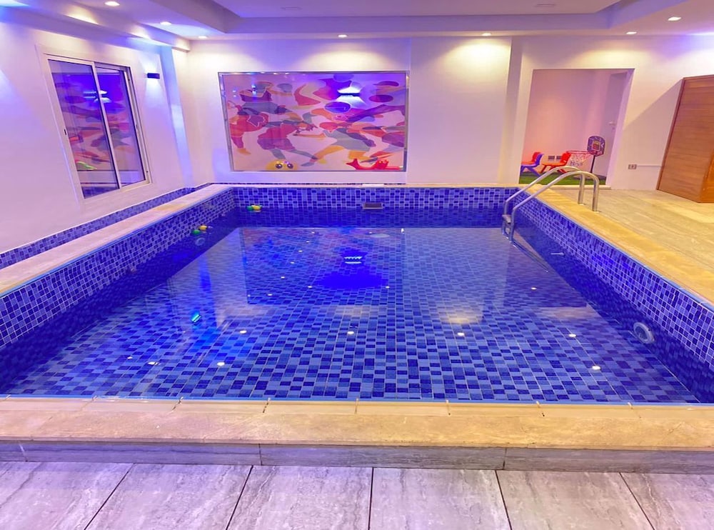 Carawan Hotel Jeddah 47/70