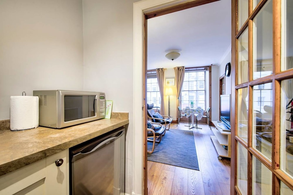 STAY EDINBURGH CITY APARTMENTS - ROYAL MILE 14/18