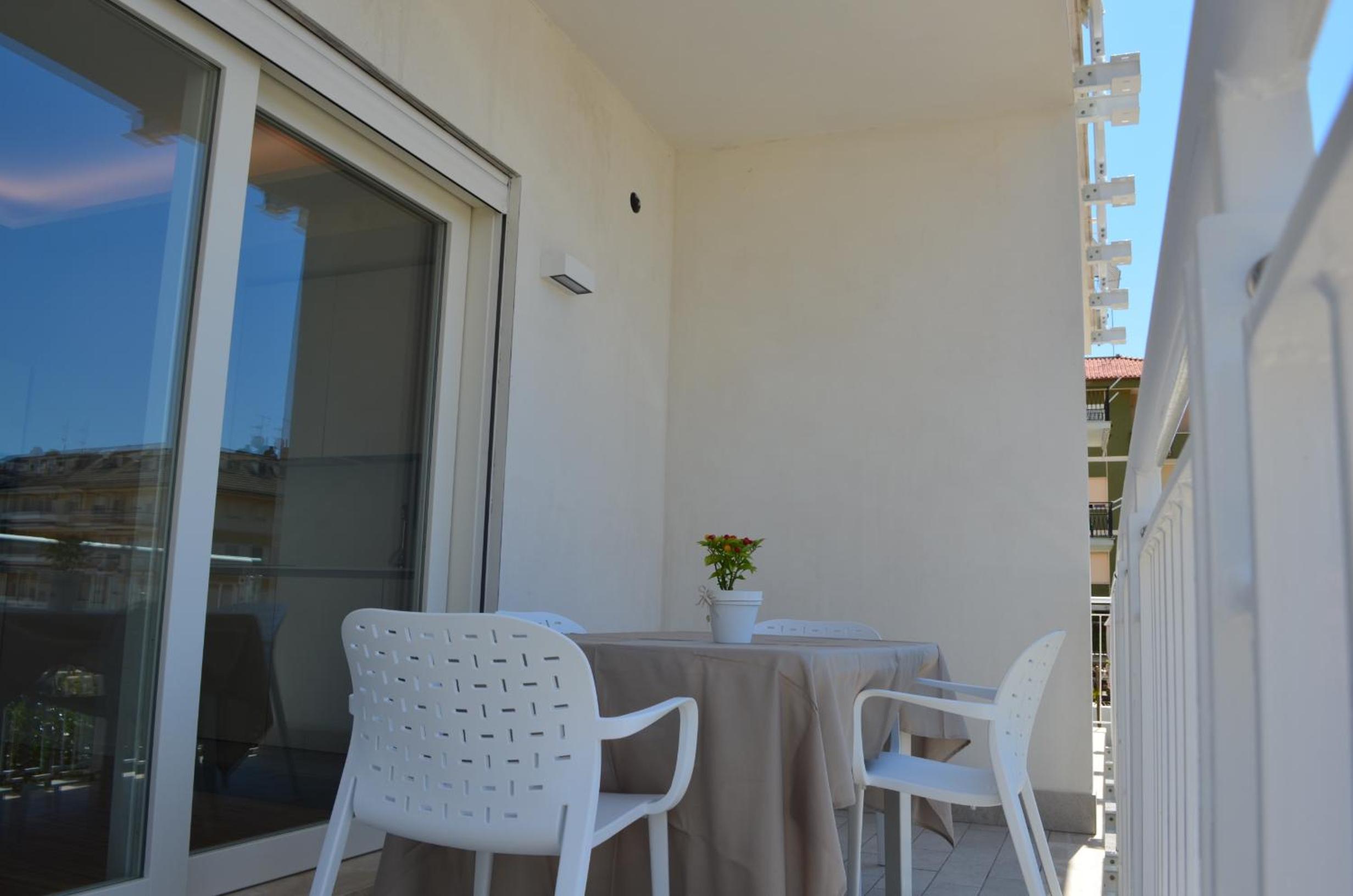 Apartments Sperlonga 63/73