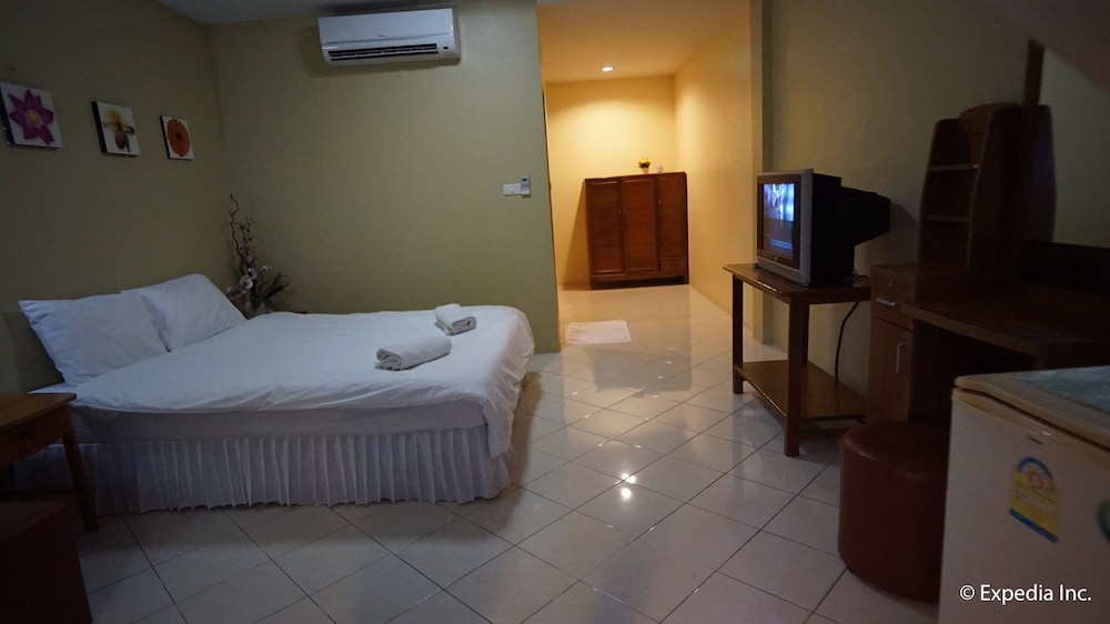 Nawaporn Place Guesthouse 11/29