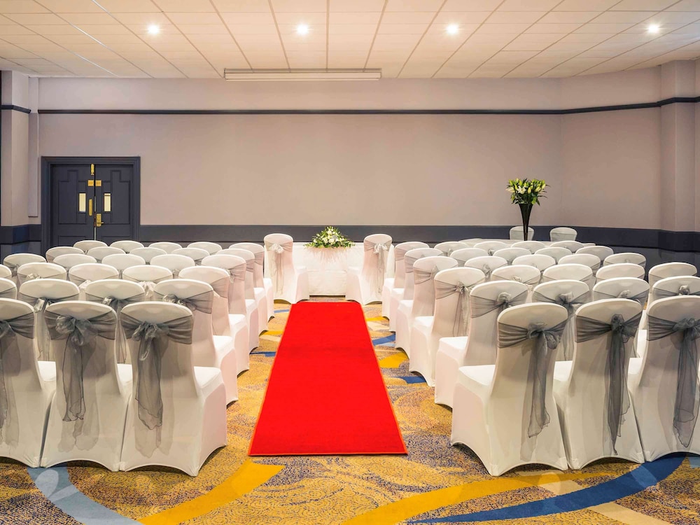 Mercure Daventry Court Hotel 65/79