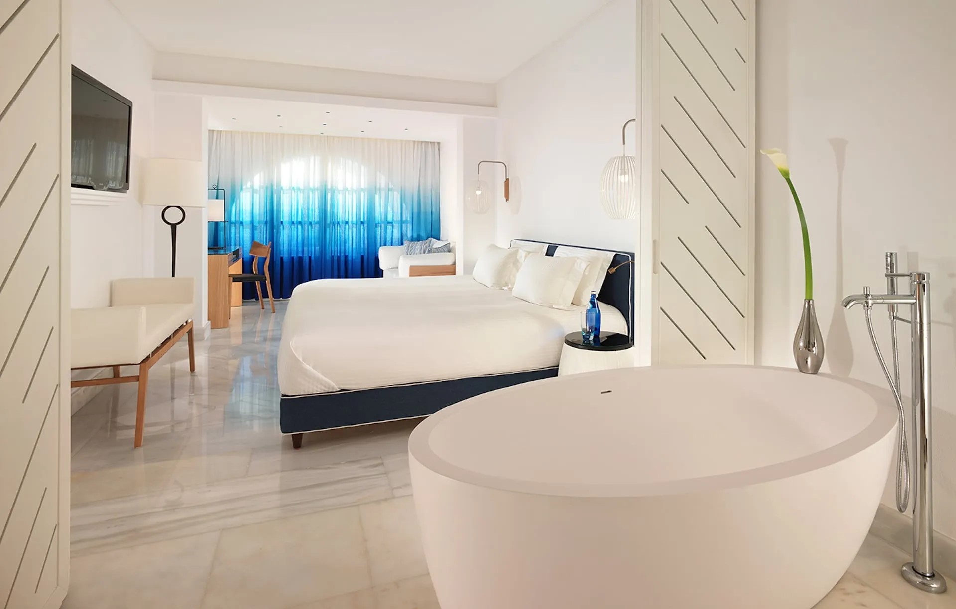 SUITE, SEA VIEW, PRIVATE POOL