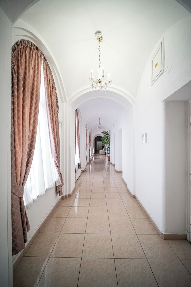 Tisza Hotel 7/50
