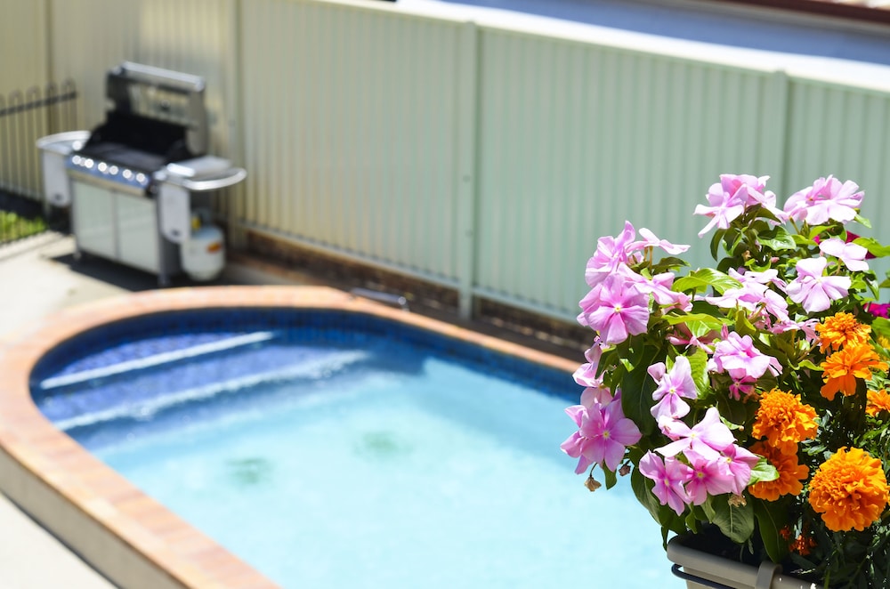 Golden Beach Motor Inn photo2