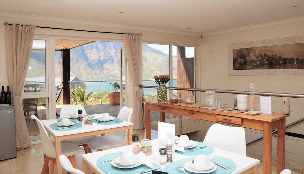 Hout Bay Breeze 27/50