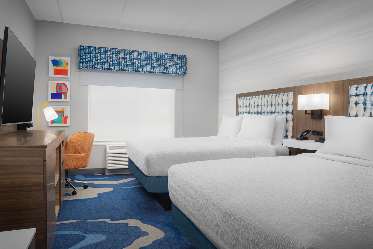 1 BEDROOM, SUITE, 2 QUEEN BEDS