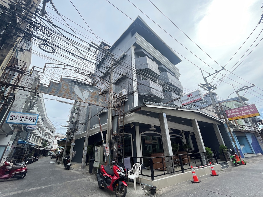 W-9 Hotel 67/73