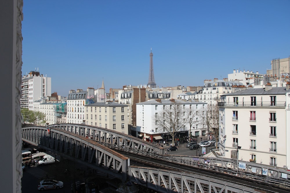 ART HOTEL EIFFEL 56/58