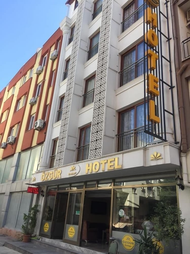Ozgur Hotel 4/50