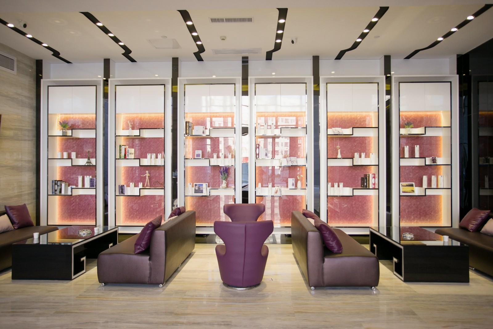 Lavande Hotel(Guangzhou Jiahe Wanggang Metro Station & Junhe Avenue Police Academy Branch) 37/43