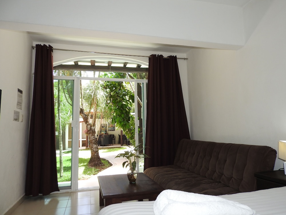 Apart Hotel Casaejido 10/88