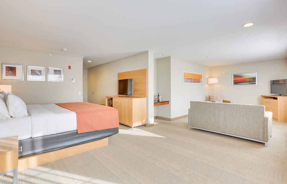 Holiday Inn Spokane Airport 14/52