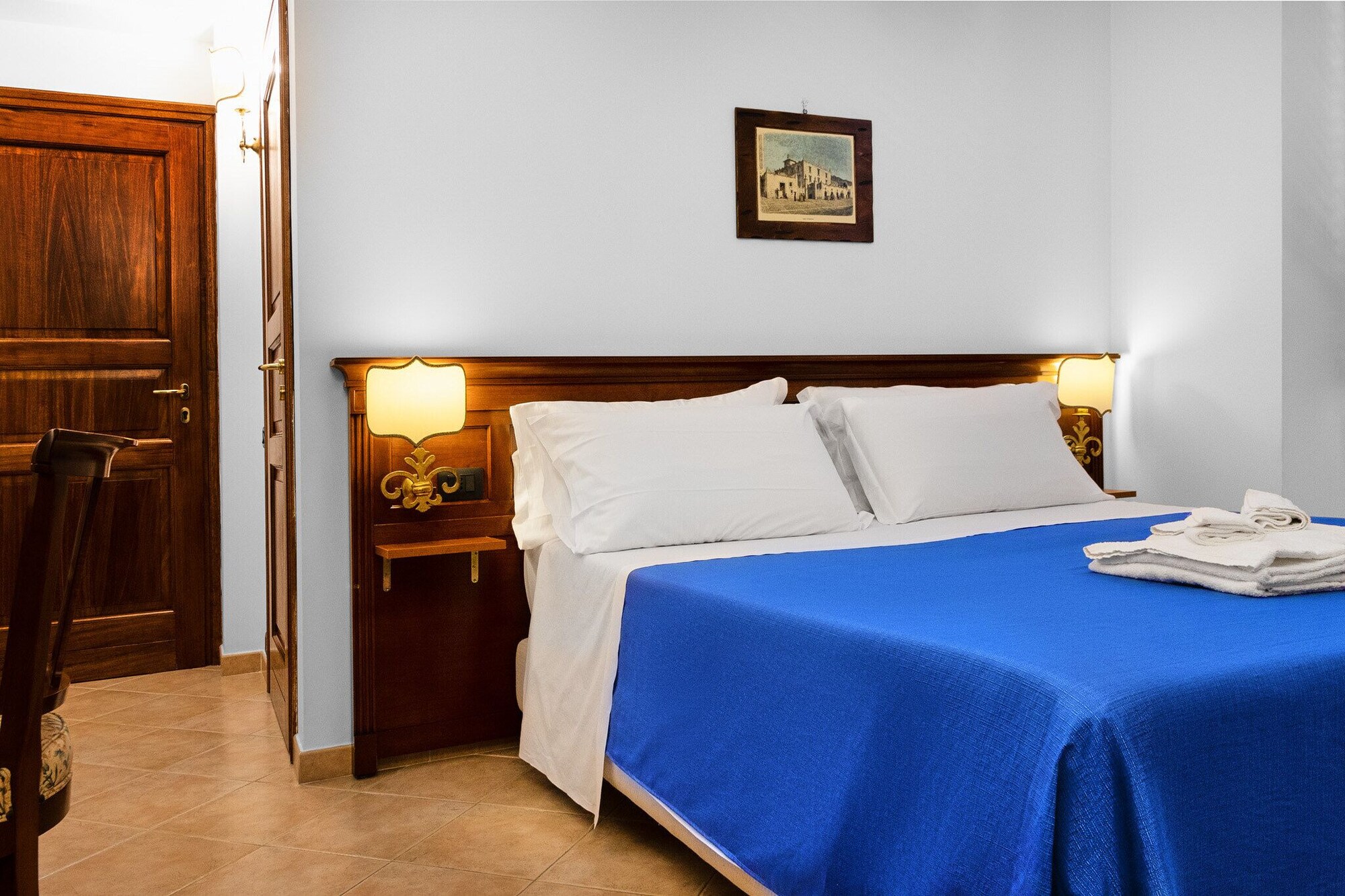 STANDARD, DOUBLE OR TWIN BED