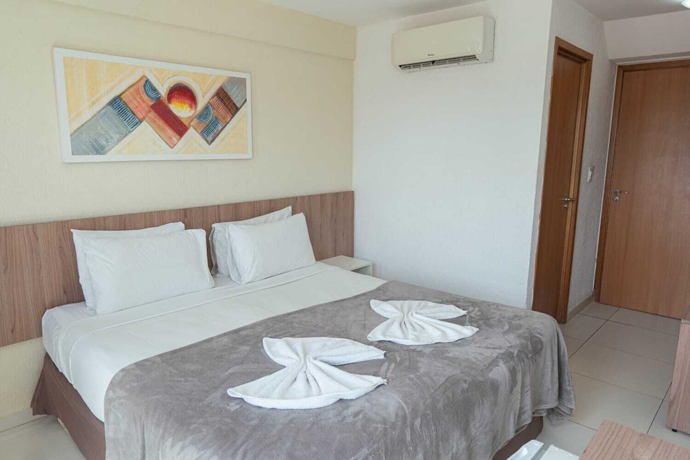 Conde Hotel 25/67