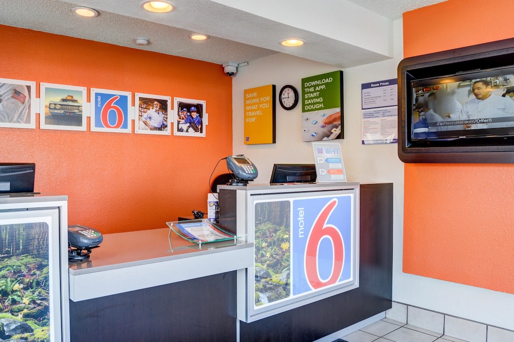 Motel6 Salem, OR 16/62