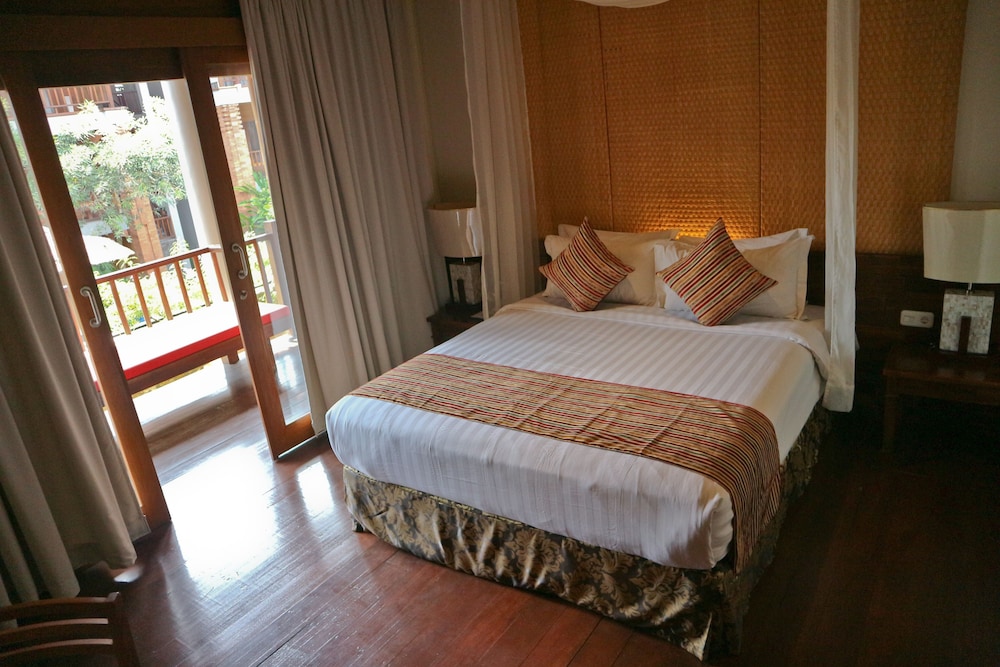 Grand Mega Resort and Spa Cepu 7/30