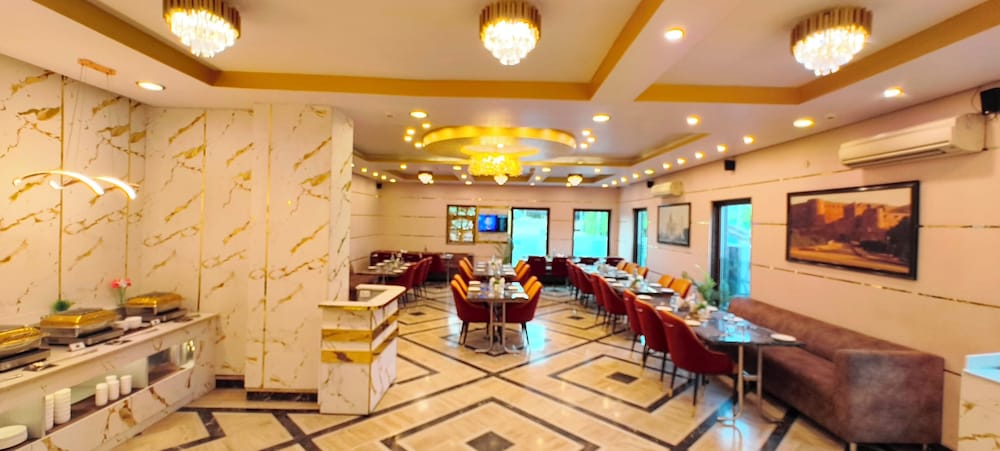 SUN HOTEL AGRA 45/50
