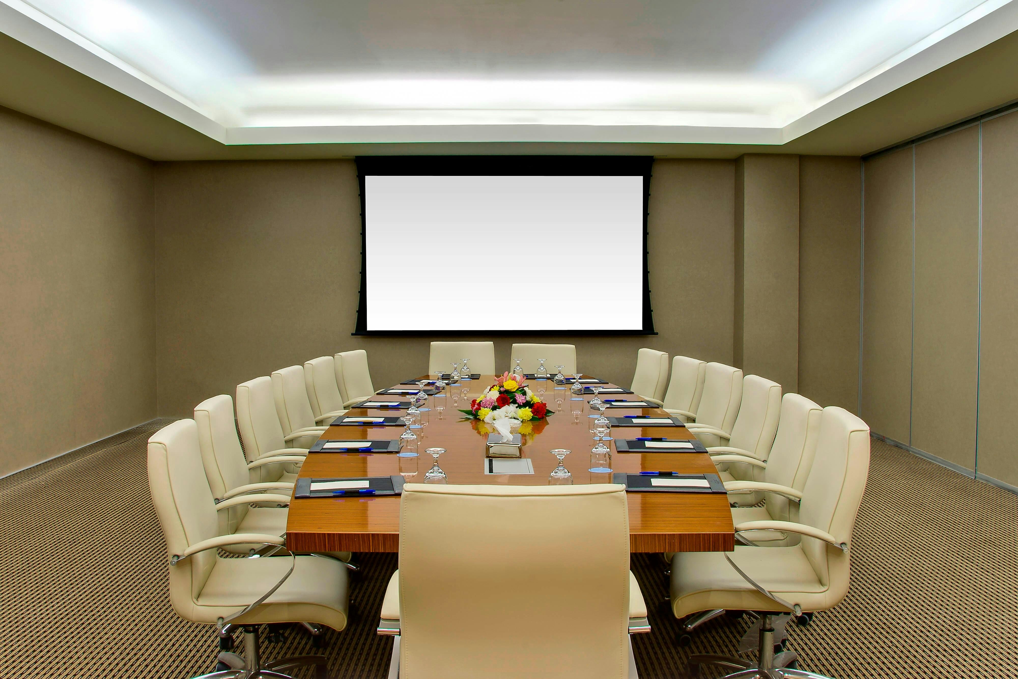 فندق وأبراج شيراتون الدمام(Sheraton Dammam Hotel & Convention Centre) 38/45