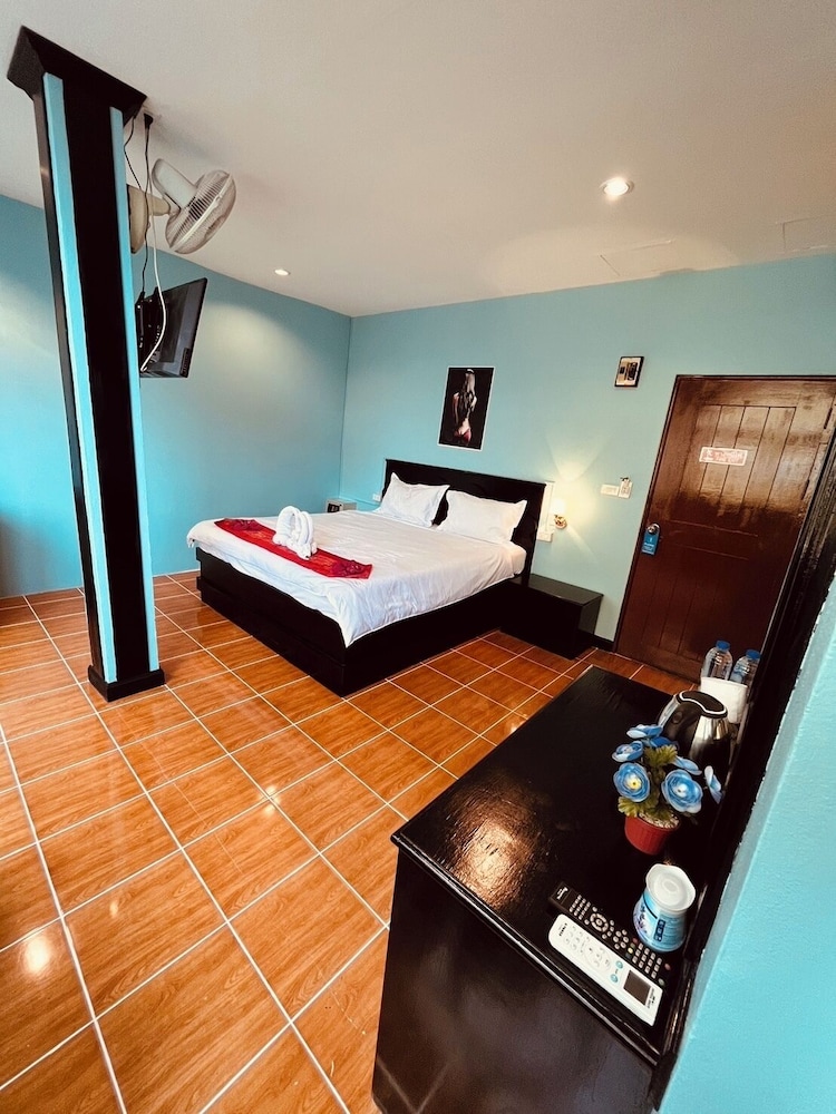 Centre Point Patong 14/75