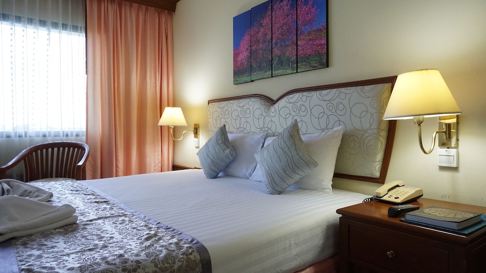 Wattana Park Hotel 20/42