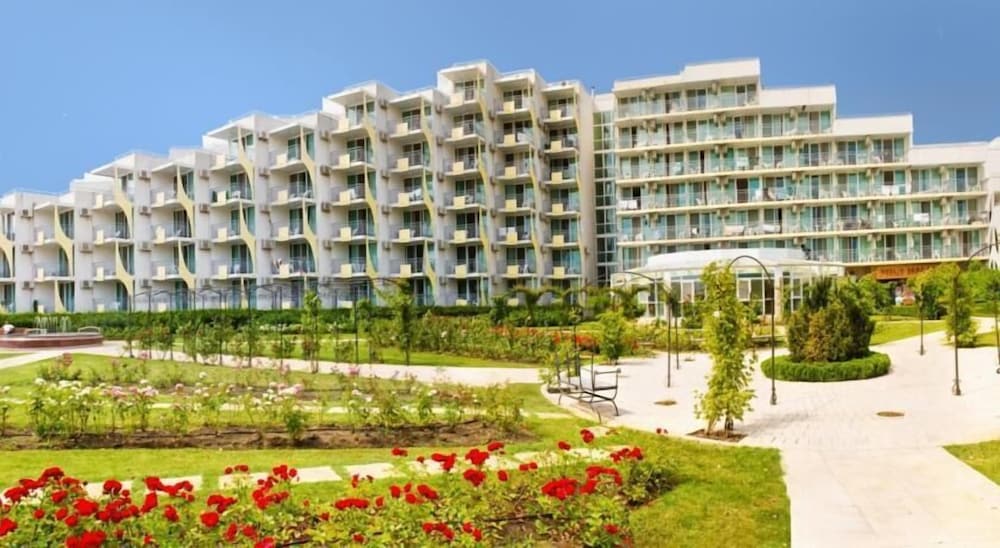 Laguna Garden 58/58