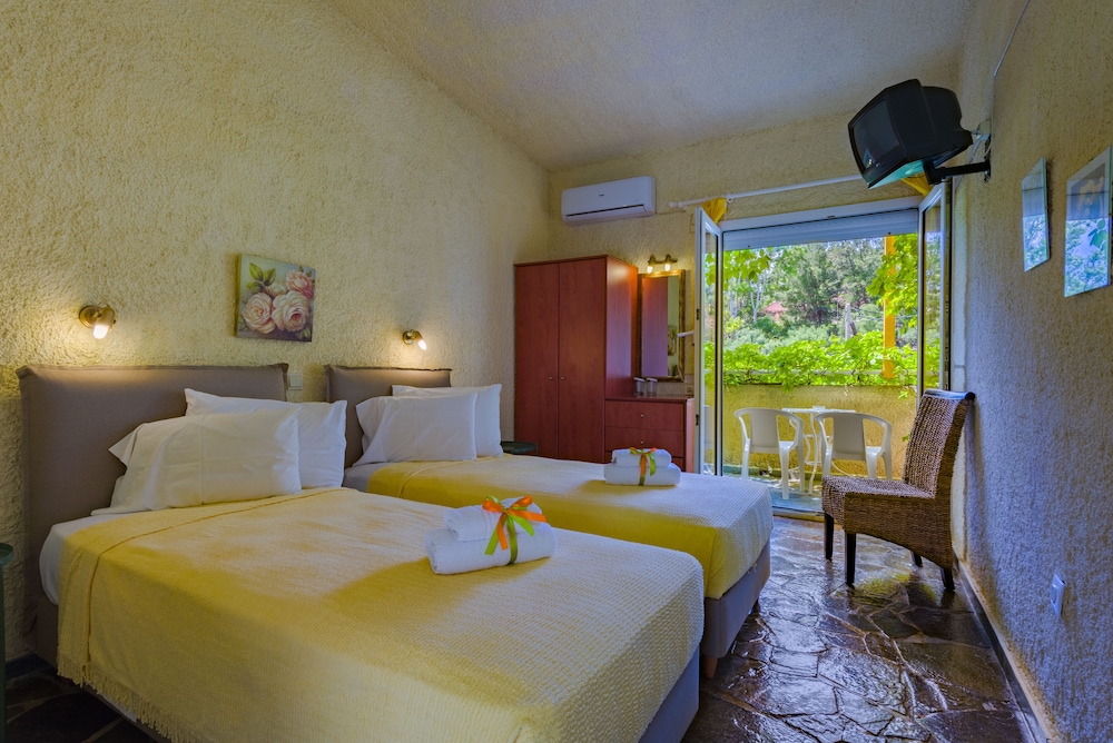 Panas Hotel 6/29