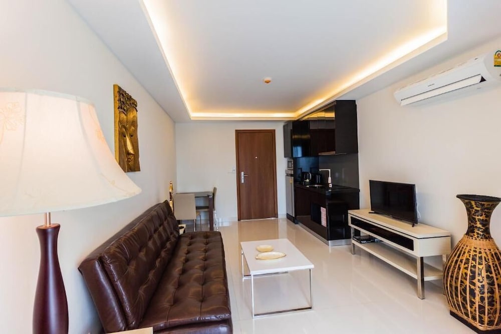 Club Royal Wongamat By Pattaya Sunny 78/94
