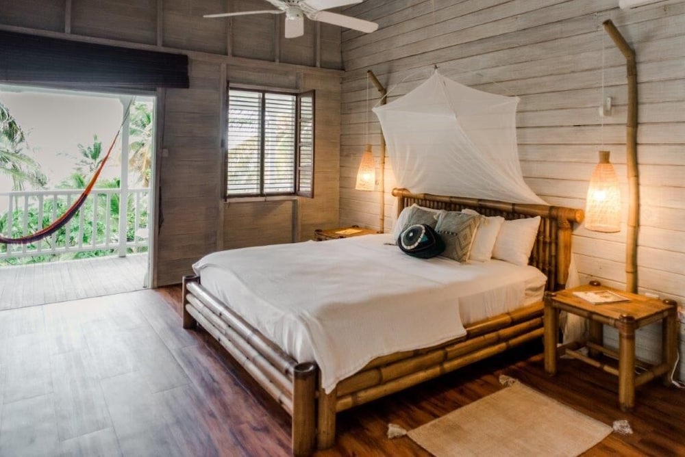Sea-U Guest House 10/50