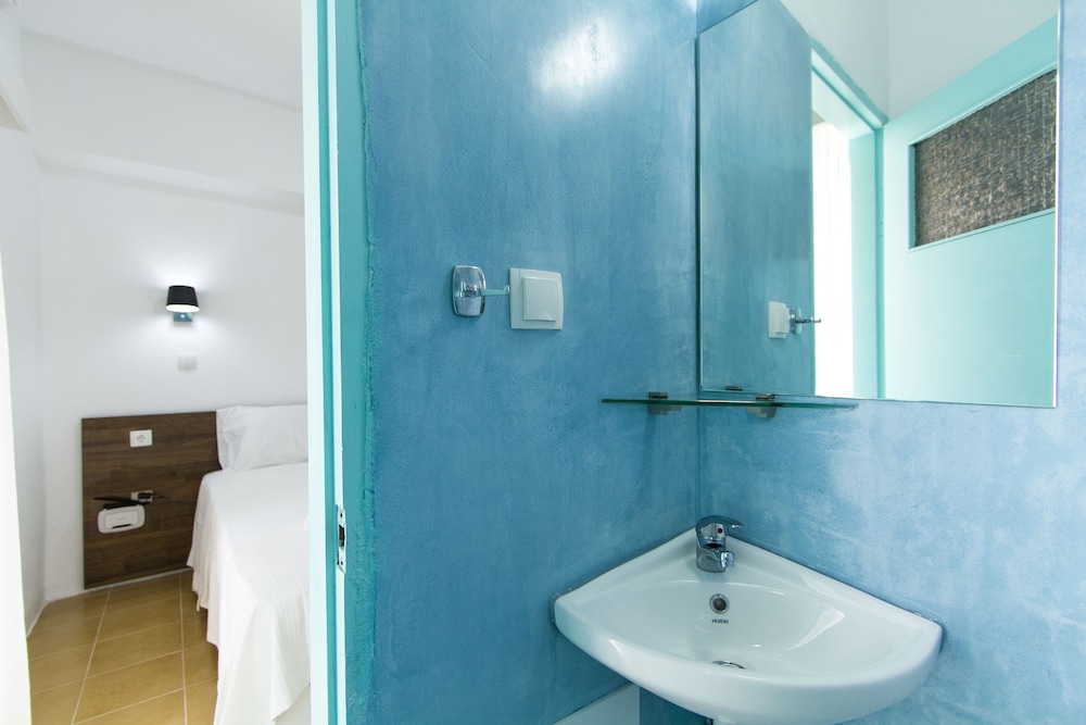 Kissamia Rooms 58/63