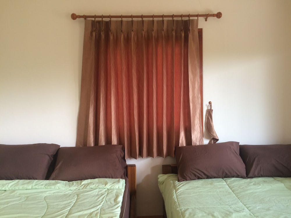 Pai Porpeang Guesthouse 25/50